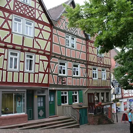 With 2 Bedrooms Hébergement de vacances